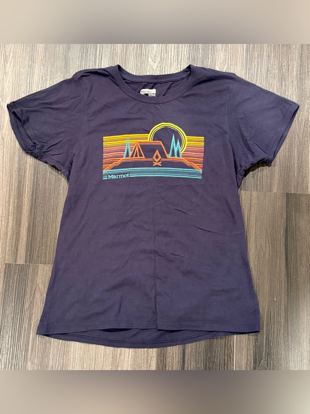 Marmot Bivouac Women’s Medium Organic Cotton Camping Graphic Tee Navy